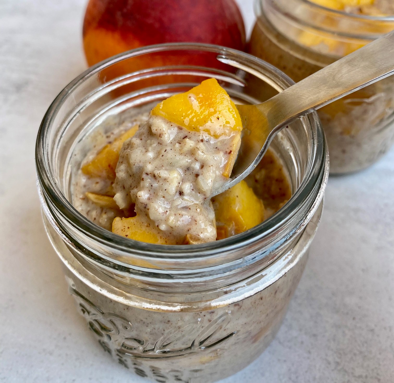 Sweet Peach Overnight Oats